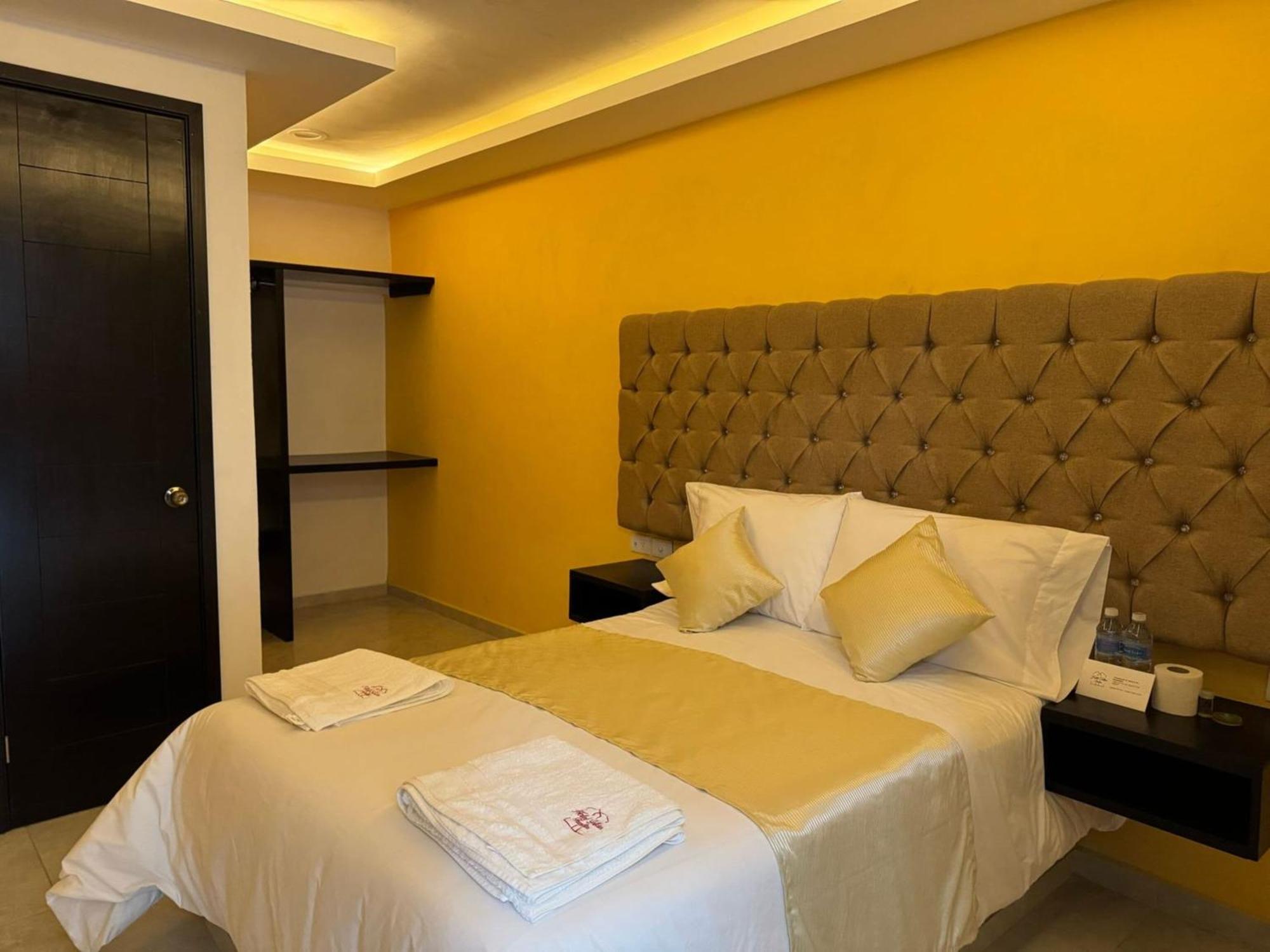 Oyo Hotel Familiar Tollan Cholula Kültér fotó