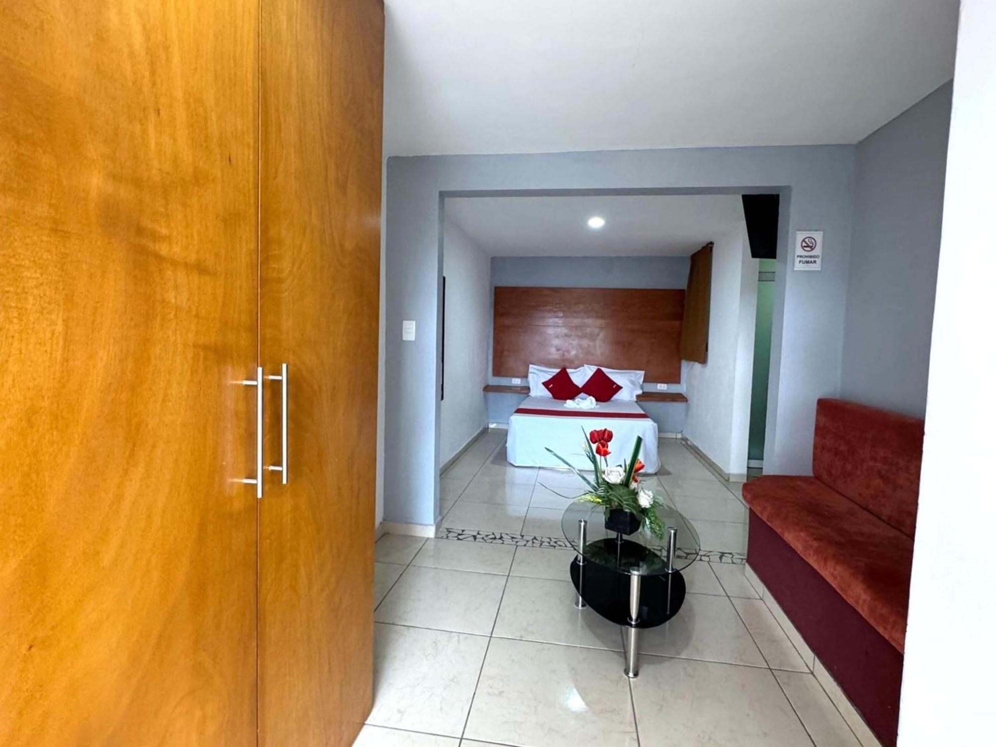 Oyo Hotel Familiar Tollan Cholula Kültér fotó