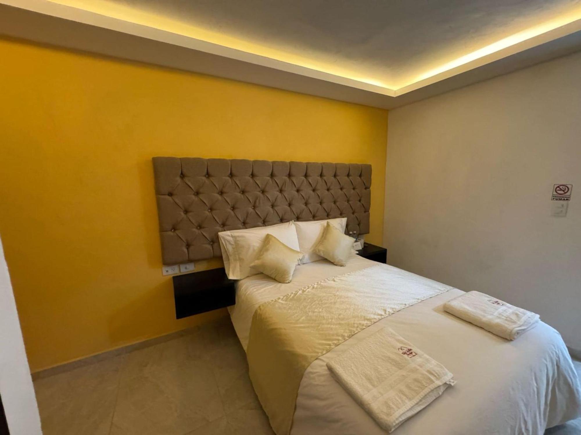 Oyo Hotel Familiar Tollan Cholula Kültér fotó