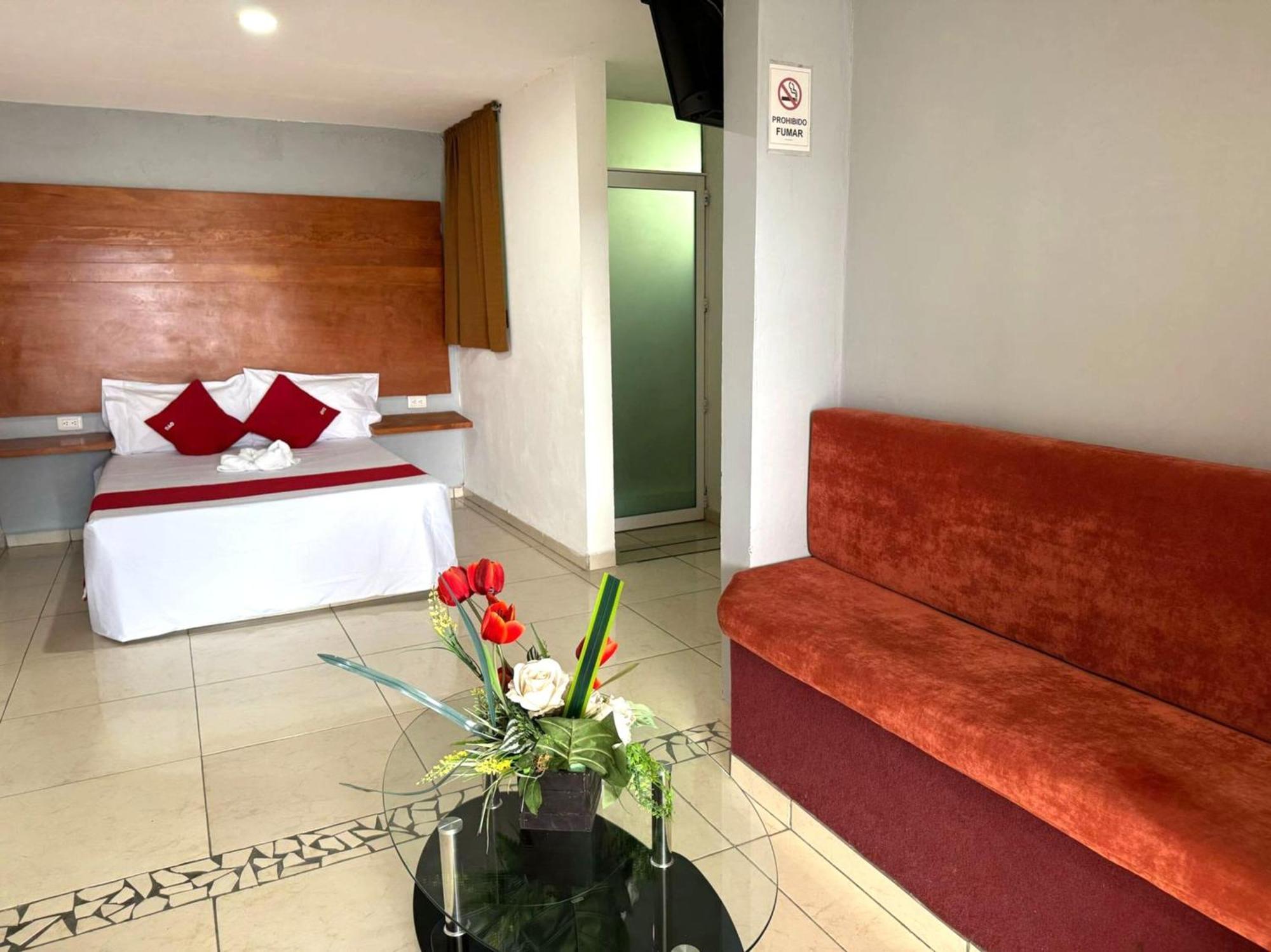 Oyo Hotel Familiar Tollan Cholula Kültér fotó